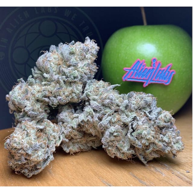 Alien Labs: Atomic Apple